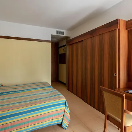 Olimpo 4* Garda (Verona)