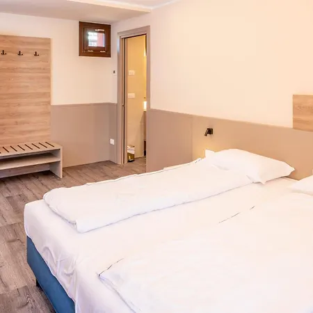 Olimpo 4* Garda (Verona)